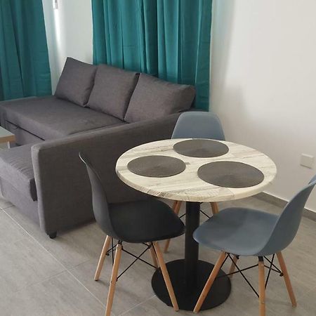 Manoli Apartments Ayía Nápa Extérieur photo