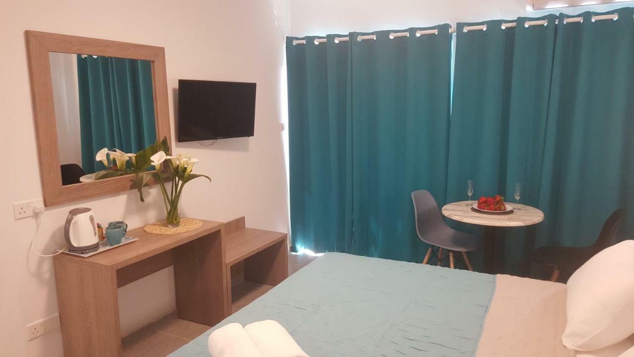 Manoli Apartments Ayía Nápa Extérieur photo